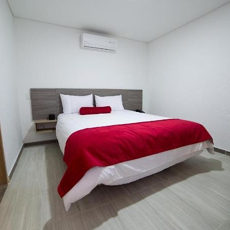 Hotel Med 70 Медельїн Екстер'єр фото