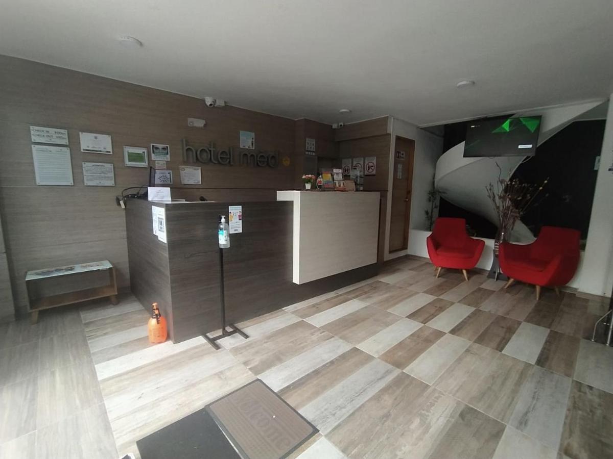 Hotel Med 70 Медельїн Екстер'єр фото